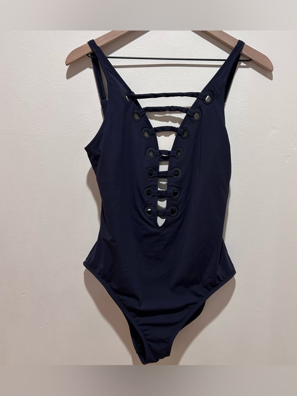 Bleu Rod Beattie Black Ladder Plunging One Piece Plunge Swimsuit - Women Size 10